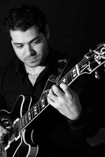 Domenic Bello guitar close-up